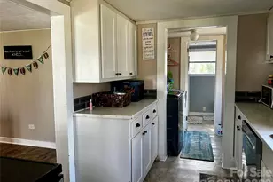 1408 Essex Pl SW, Lenoir, NC 28645 - Photo 11