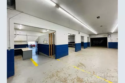 312 Kanuga Road, Hendersonville, NC 28739 - Photo 23