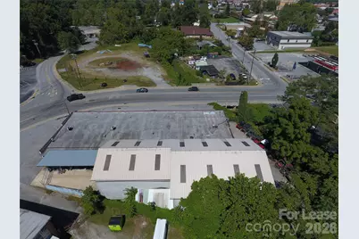 312 Kanuga Road, Hendersonville, NC 28739 - Photo 3