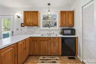 107 Edgewood Ct, Arden, NC 28704 - Photo 7