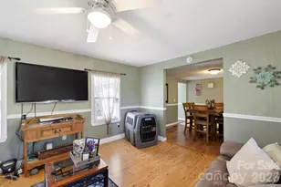 112 Gibbs St, Hendersonville, NC 28739 - Photo 11