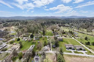 112 Gibbs St, Hendersonville, NC 28739 - Photo 29