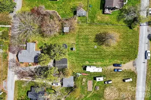 112 Gibbs St, Hendersonville, NC 28739 - Photo 31