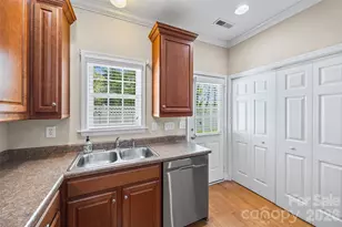 213 Quality Dr, Mount Holly, NC 28120 - Photo 11