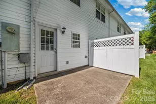 213 Quality Dr, Mount Holly, NC 28120 - Photo 33