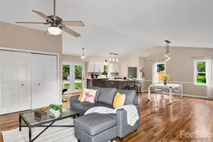 71 Midnight Ln, Waynesville, NC 28786 - Photo 5