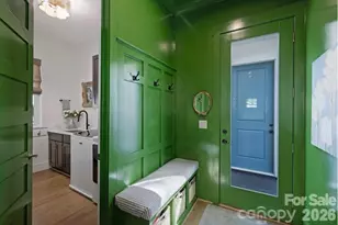 4232 Hiddenbrook Dr, Charlotte, NC 28205 - Photo 21