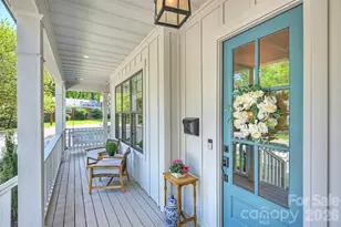 4232 Hiddenbrook Dr, Charlotte, NC 28205 - Photo 3