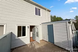 1911 Smoke Ridge Ct, Charlotte, NC 28210 - Photo 5