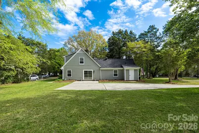 7456 Crowflock Court, Charlotte, NC 28226 - Photo 3