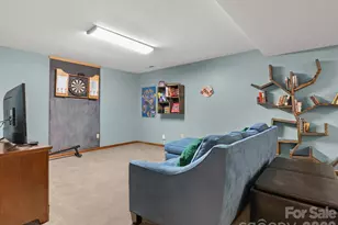 504 Woodfield Dr, Asheville, NC 28803 - Photo 39