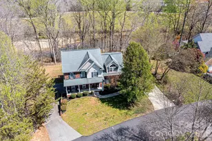 2586 Henry Falls Dr, Hickory, NC 28602 - Photo 5