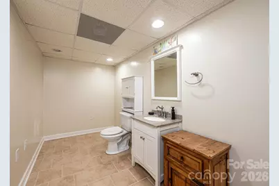 2586 Henry Falls Drive, Hickory, NC 28602 - Photo 47