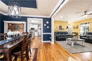 2586 Henry Falls Dr, Hickory, NC 28602 - Photo 19