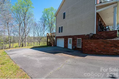 2586 Henry Falls Drive, Hickory, NC 28602 - Photo 3