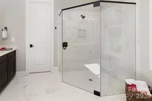 8941 Silver Springs Ct, Charlotte, NC 28215 - Photo 21