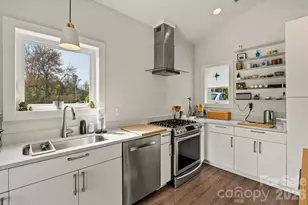 239 Ashworth Ave, Brevard, NC 28712 - Photo 5