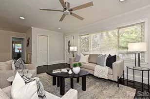 1913 Optimist Ln, Charlotte, NC 28205 - Photo 3