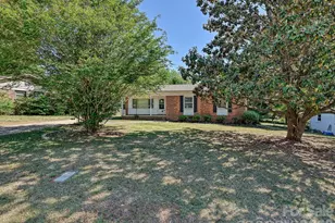 1913 Optimist Ln, Charlotte, NC 28205 - Photo 23