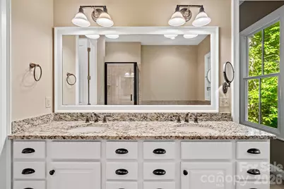 25 E Owl Creek Lane, Fairview, NC 28730 - Photo 17