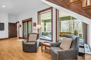 720 Overlook Dr, Flat Rock, NC 28731 - Photo 19