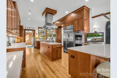 720 Overlook Drive, Flat Rock, NC 28731 - Photo 7