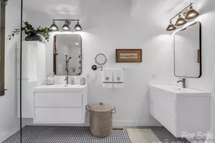 720 Overlook Dr, Flat Rock, NC 28731 - Photo 19