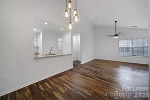 5007 Sharon Rd, Charlotte, NC 28210 - Photo 7