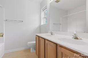 2940 Mayer House Ct, Charlotte, NC 28214 - Photo 25