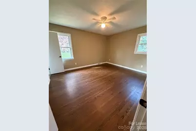 1180 Huntsmoor Drive, Gastonia, NC 28054 - Photo 9