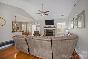 1667 Warwick Ct, Lincolnton, NC 28092 - Photo 13