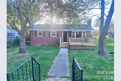 400 Chatham Avenue, Gaffney, SC 29340 - Photo 1