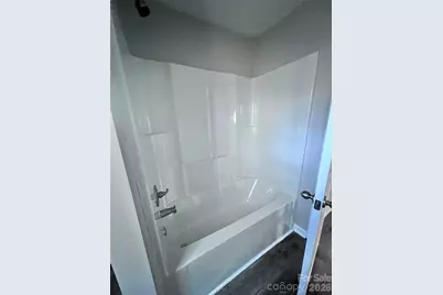 400 Chatham Avenue, Gaffney, SC 29340 - Photo 5