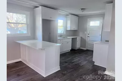 400 Chatham Avenue, Gaffney, SC 29340 - Photo 3