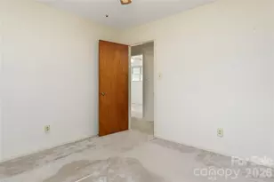 537 32nd St SW, Hickory, NC 28602 - Photo 13