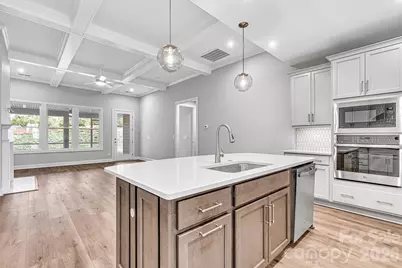 13413 Cozy Court, Charlotte, NC 28215 - Photo 11