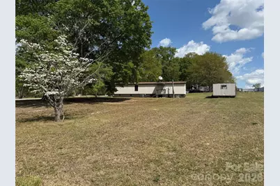 281 Phillips Drive, Forest City, NC 28043 - Photo 3