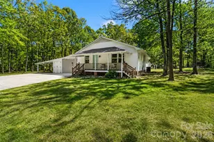 5801 Lindenwood Dr, Matthews, NC 28104 - Photo 1