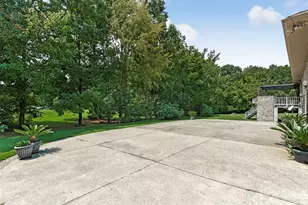 9535 Potter Rd, Matthews, NC 28104 - Photo 43