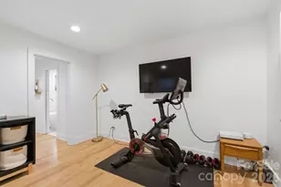 820 Manhasset Rd, Charlotte, NC 28209 - Photo 11