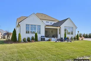 3137 Country Club Dr, Charlotte, NC 28205 - Photo 39