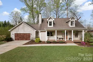 147 Higgins Rd, Fletcher, NC 28732 - Photo 3