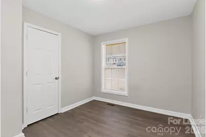 308 Caroline Avenue, Lowell, NC 28098 - Photo 15