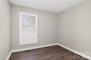 308 Caroline Ave, Lowell, NC 28098 - Photo 13