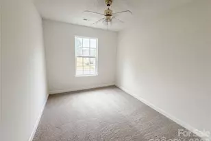 6620 Iron Brigade Ln, Charlotte, NC 28269 - Photo 13