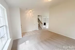 6620 Iron Brigade Ln, Charlotte, NC 28269 - Photo 7