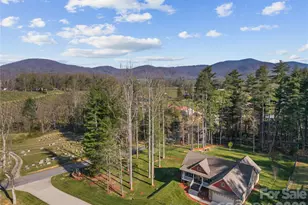 27 Pounding Mill Rd, Hendersonville, NC 28792 - Photo 3