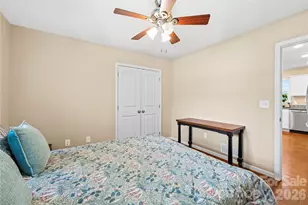 27 Pounding Mill Rd, Hendersonville, NC 28792 - Photo 17