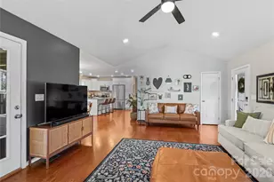 27 Pounding Mill Rd, Hendersonville, NC 28792 - Photo 11