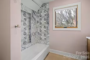 8 Nottingham Dr, Candler, NC 28715 - Photo 27